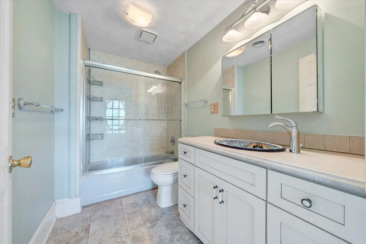 225 Maple ST - Photo 55