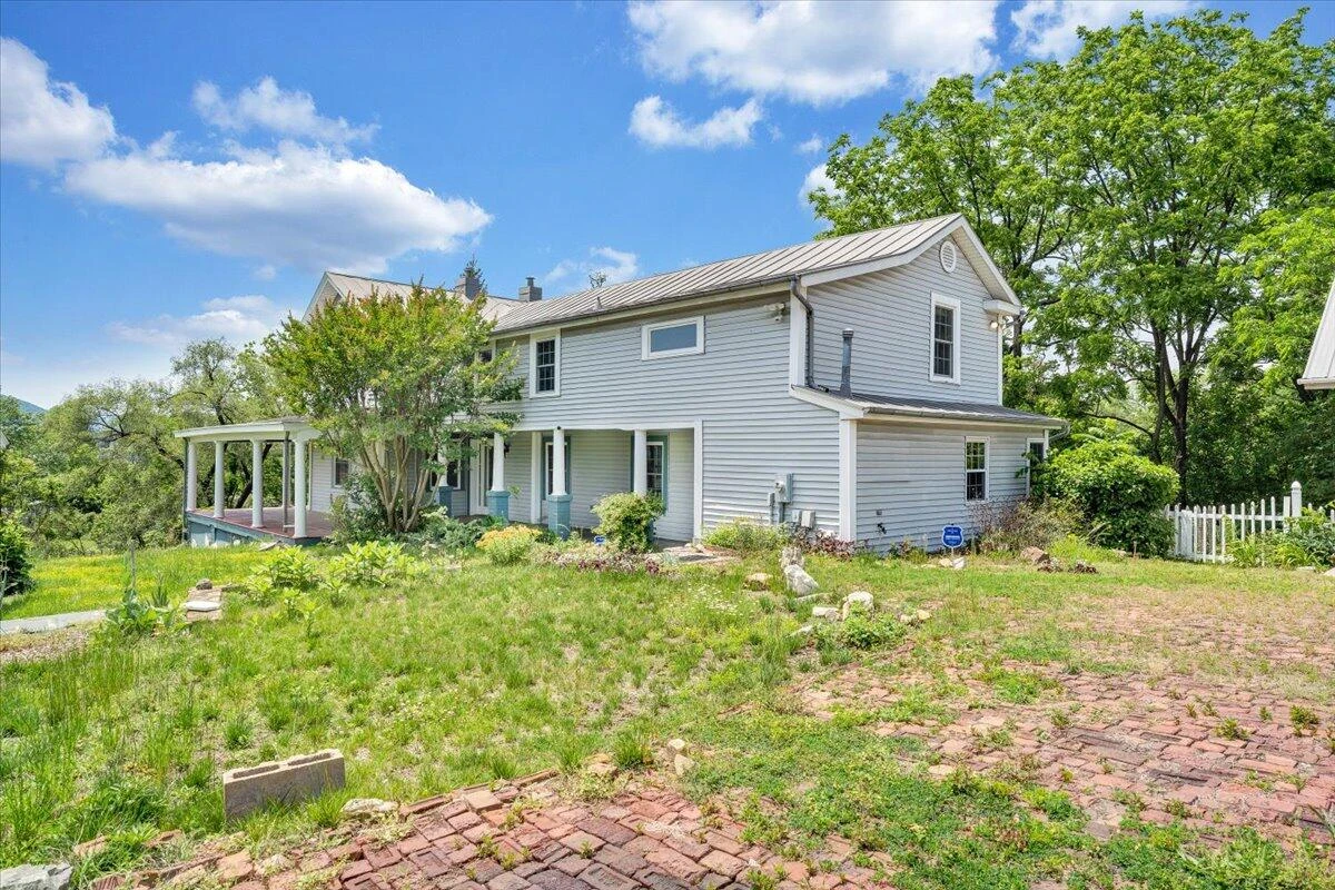 225 Maple ST - Photo 79