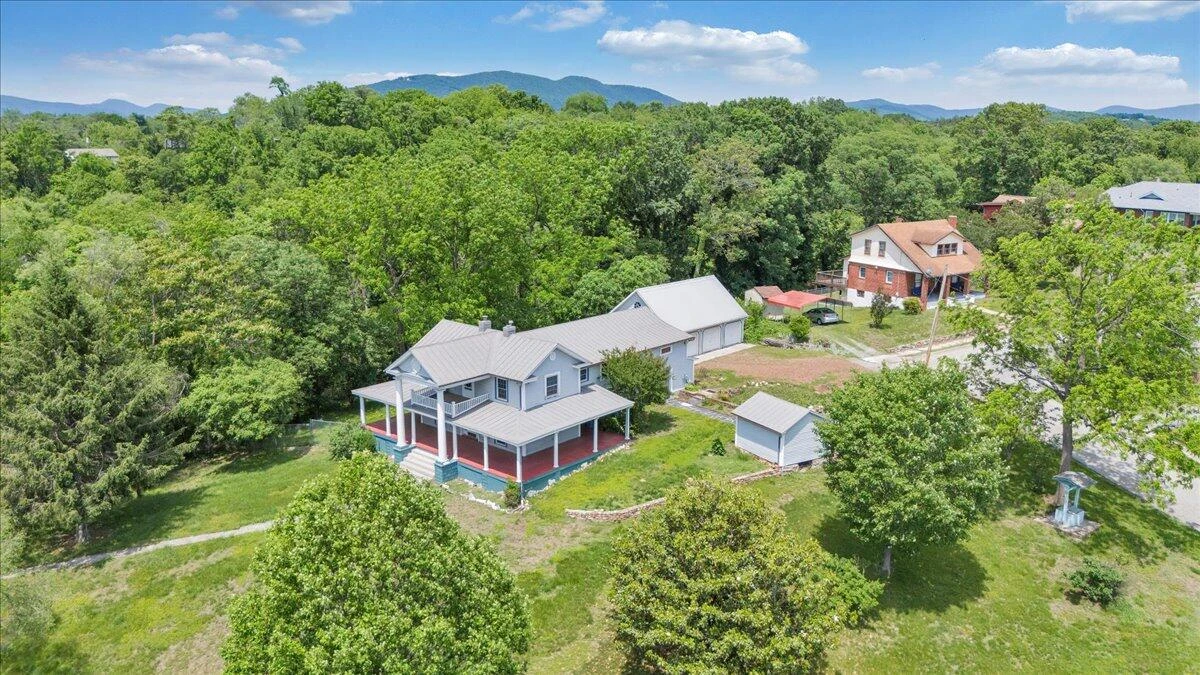 225 Maple ST - Photo 89