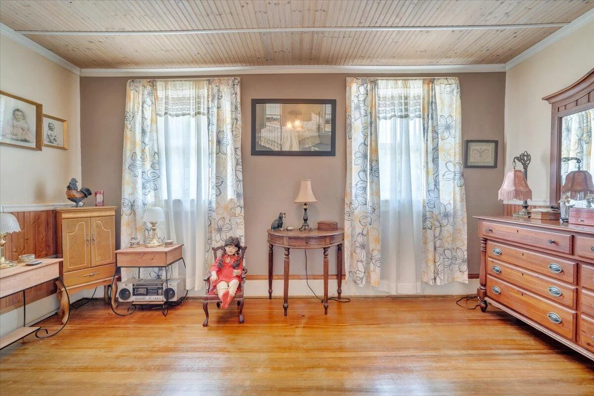 702 Arbutus AVE - Photo 23