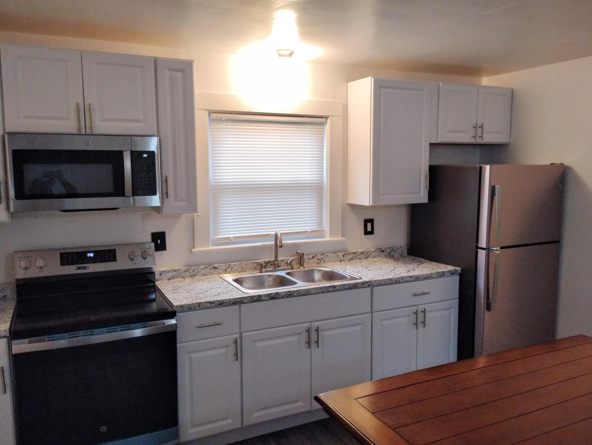 1414 Westside BLVD - Photo 15
