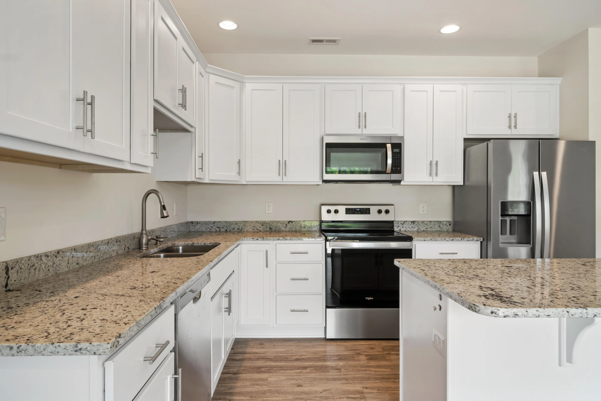235 Louise LN - Photo 13