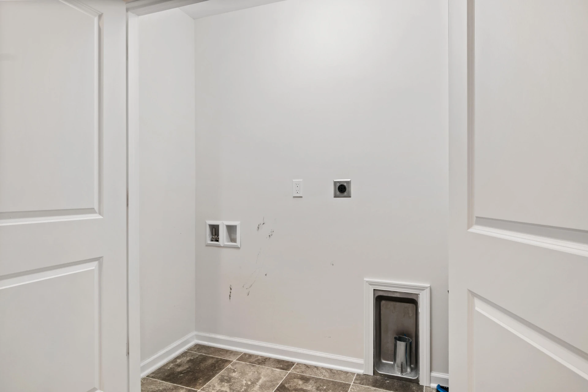 235 Louise LN - Photo 19