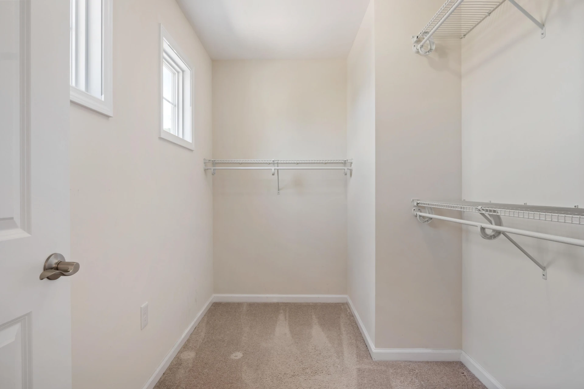 235 Louise LN - Photo 23