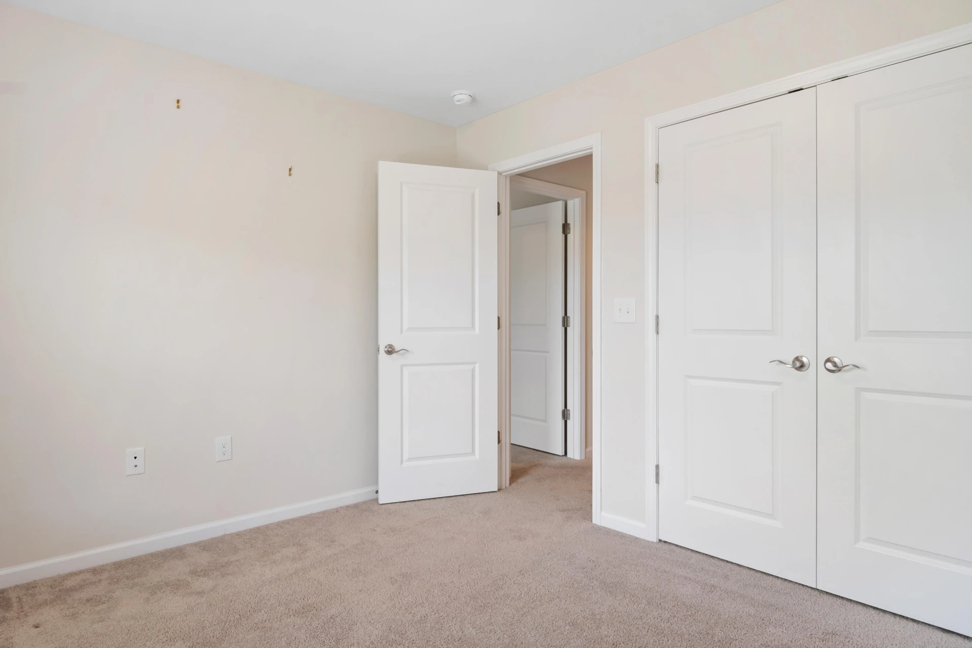 235 Louise LN - Photo 28