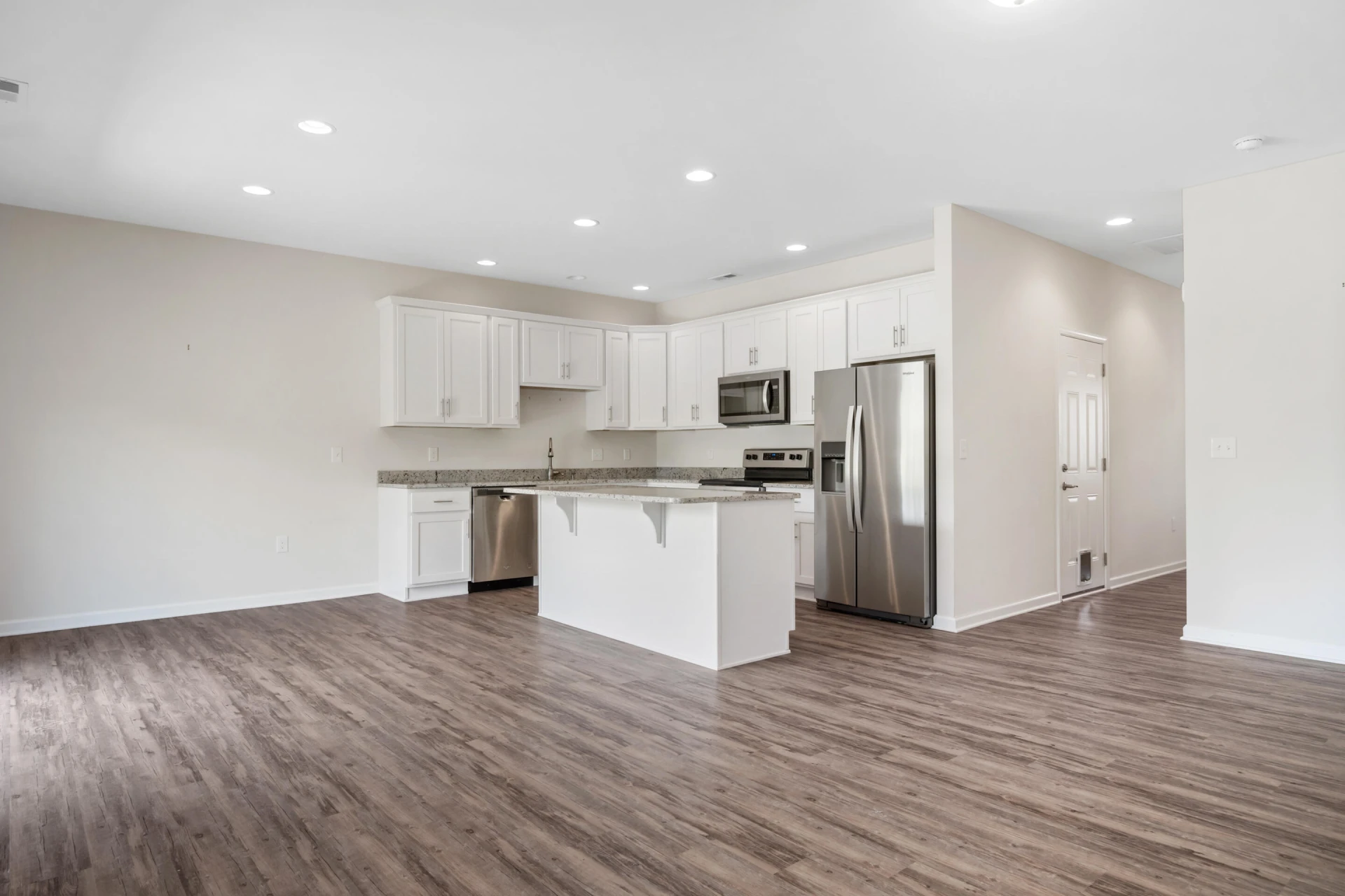 235 Louise LN - Photo 8