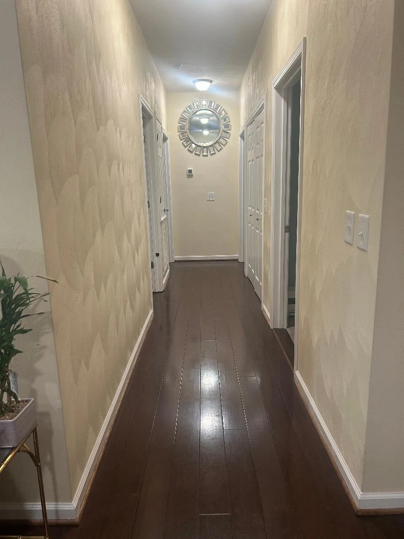 4711 Surrey AVE - Photo 8