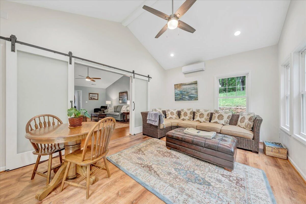 6560 Monet DR - Photo 15