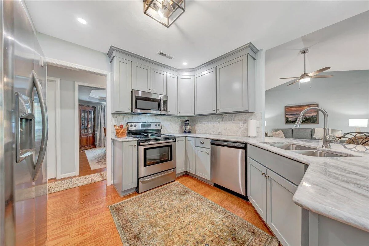 6560 Monet DR - Photo 22