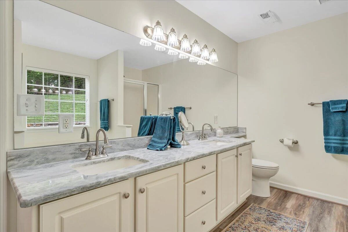 6560 Monet DR - Photo 32