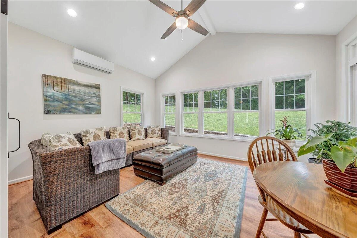 6560 Monet DR - Photo 4