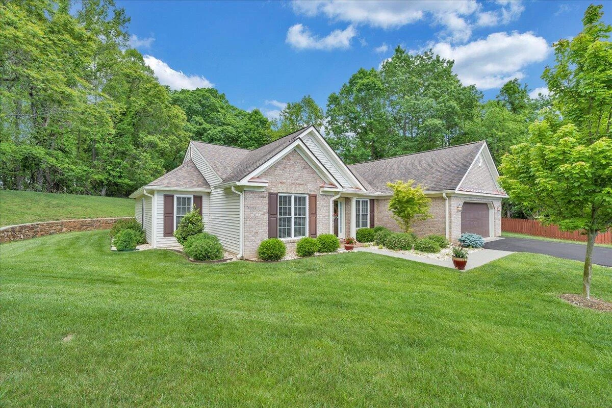 6560 Monet DR - Photo 48