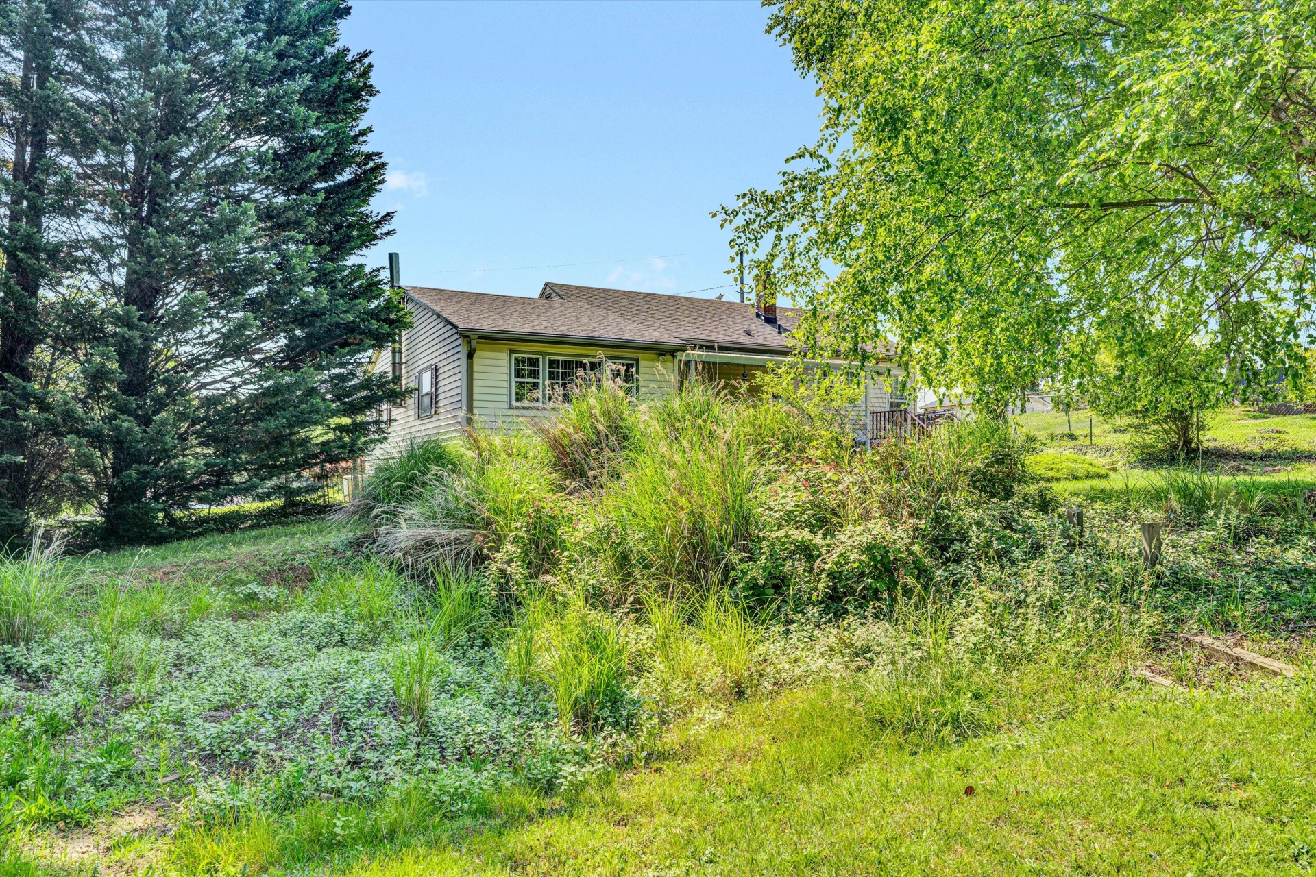 2327 Peach ST - Photo 20