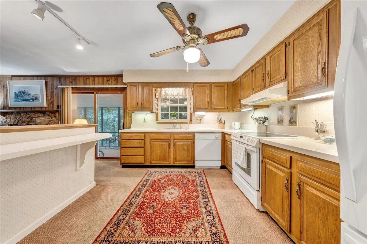 5237 Fordwick DR - Photo 13