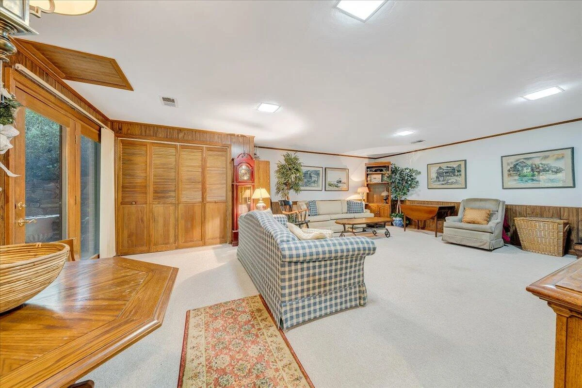 5237 Fordwick DR - Photo 34