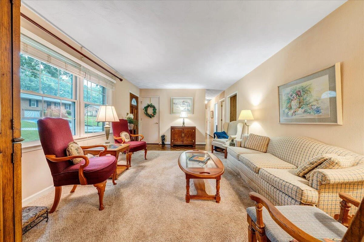 5237 Fordwick DR - Photo 9