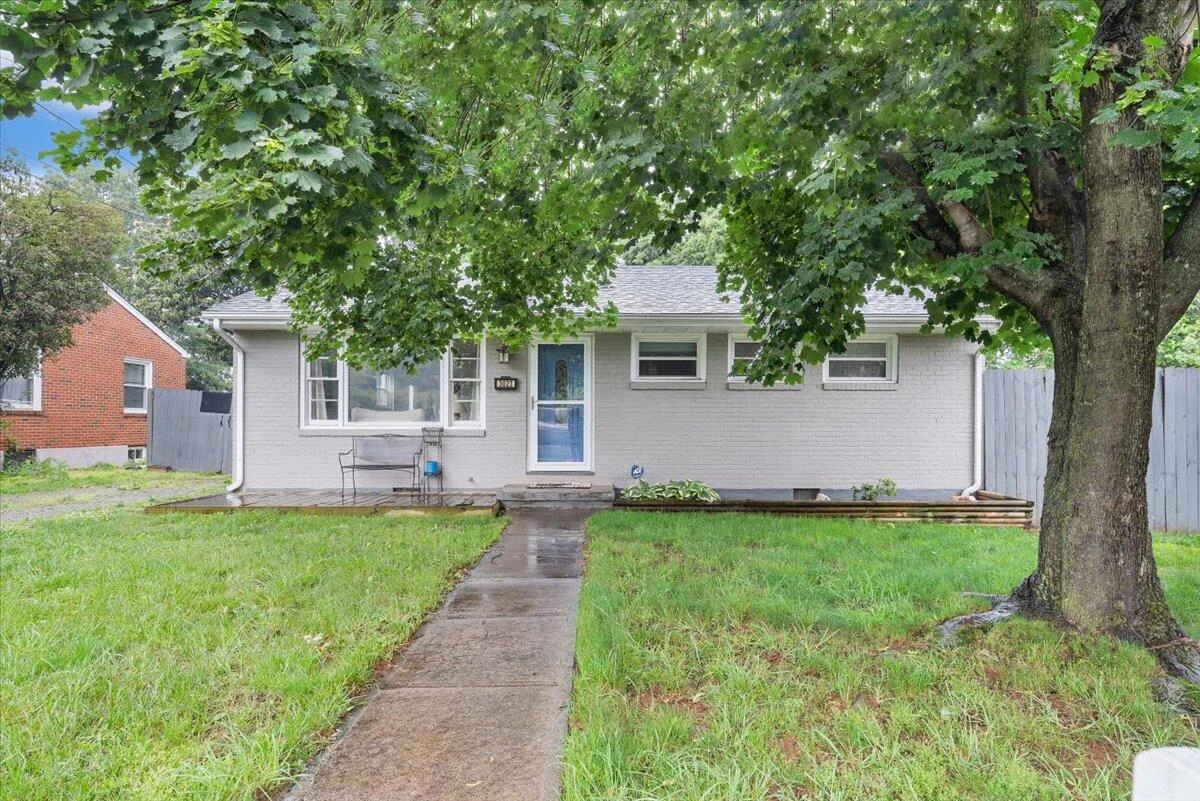 3023 Birchlawn AVE - Photo 25
