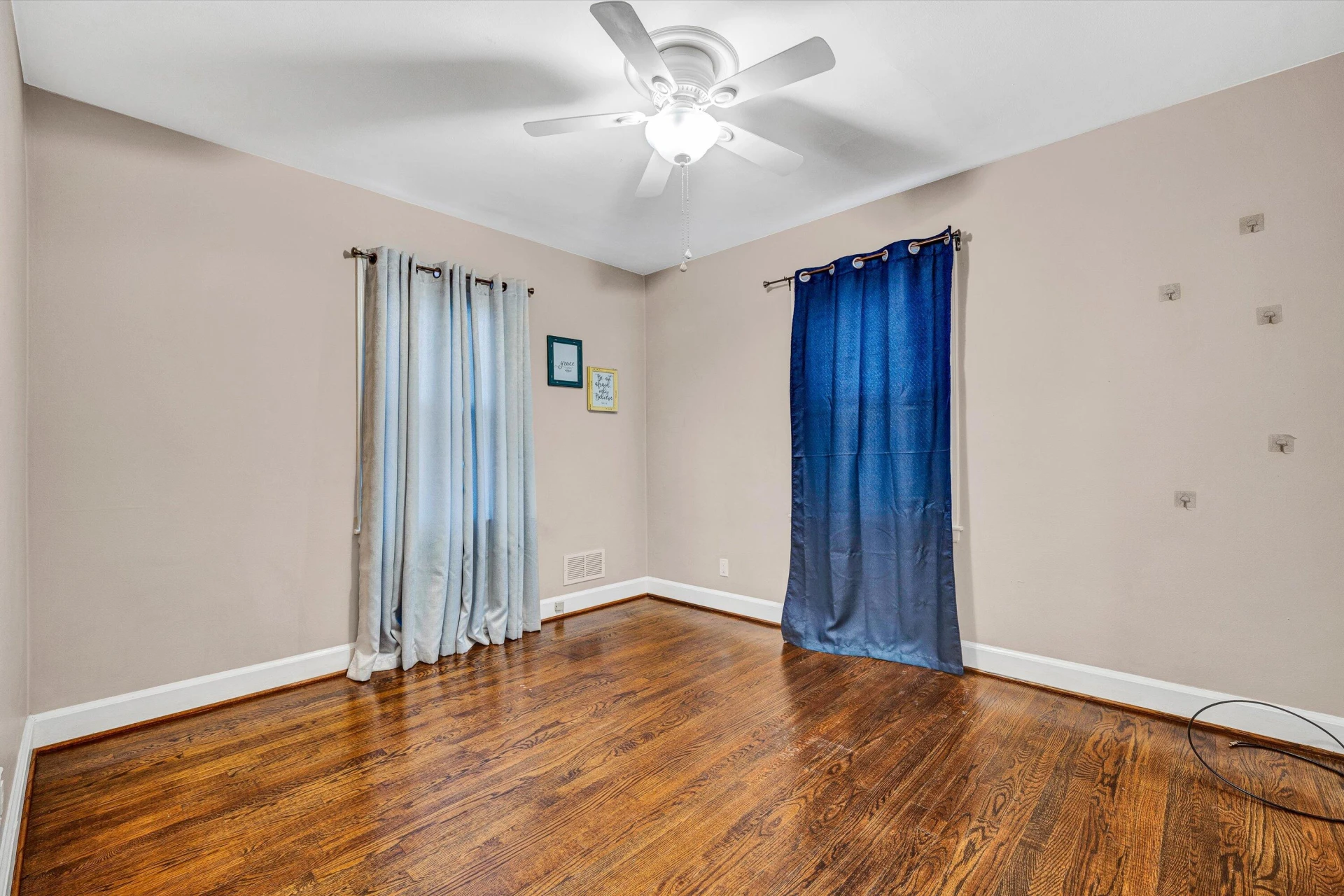 130 Augusta AVE - Photo 12