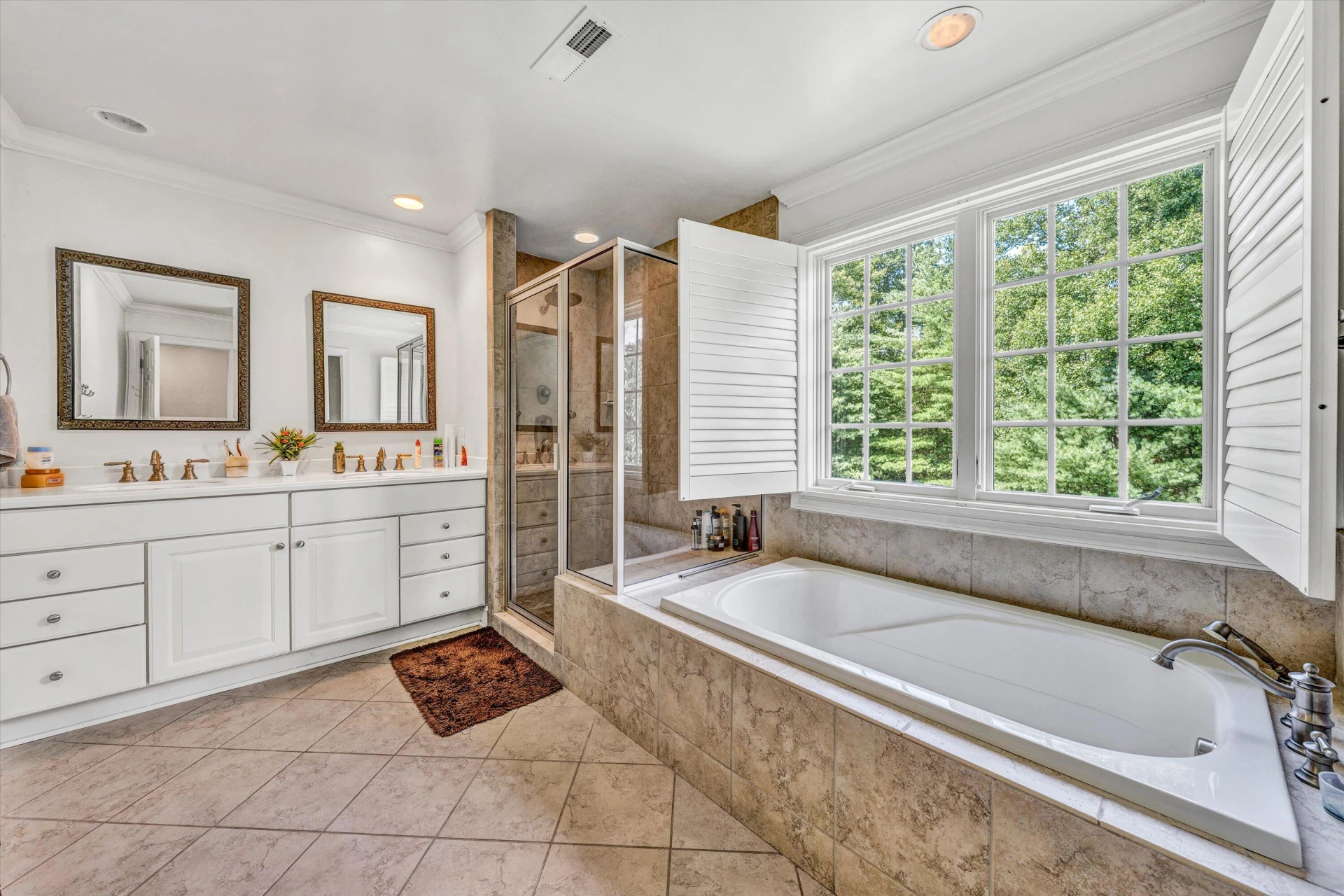 1160 Belcroft CT - Photo 27