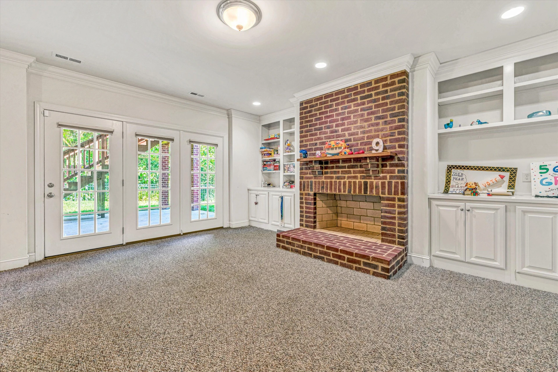 1160 Belcroft CT - Photo 36