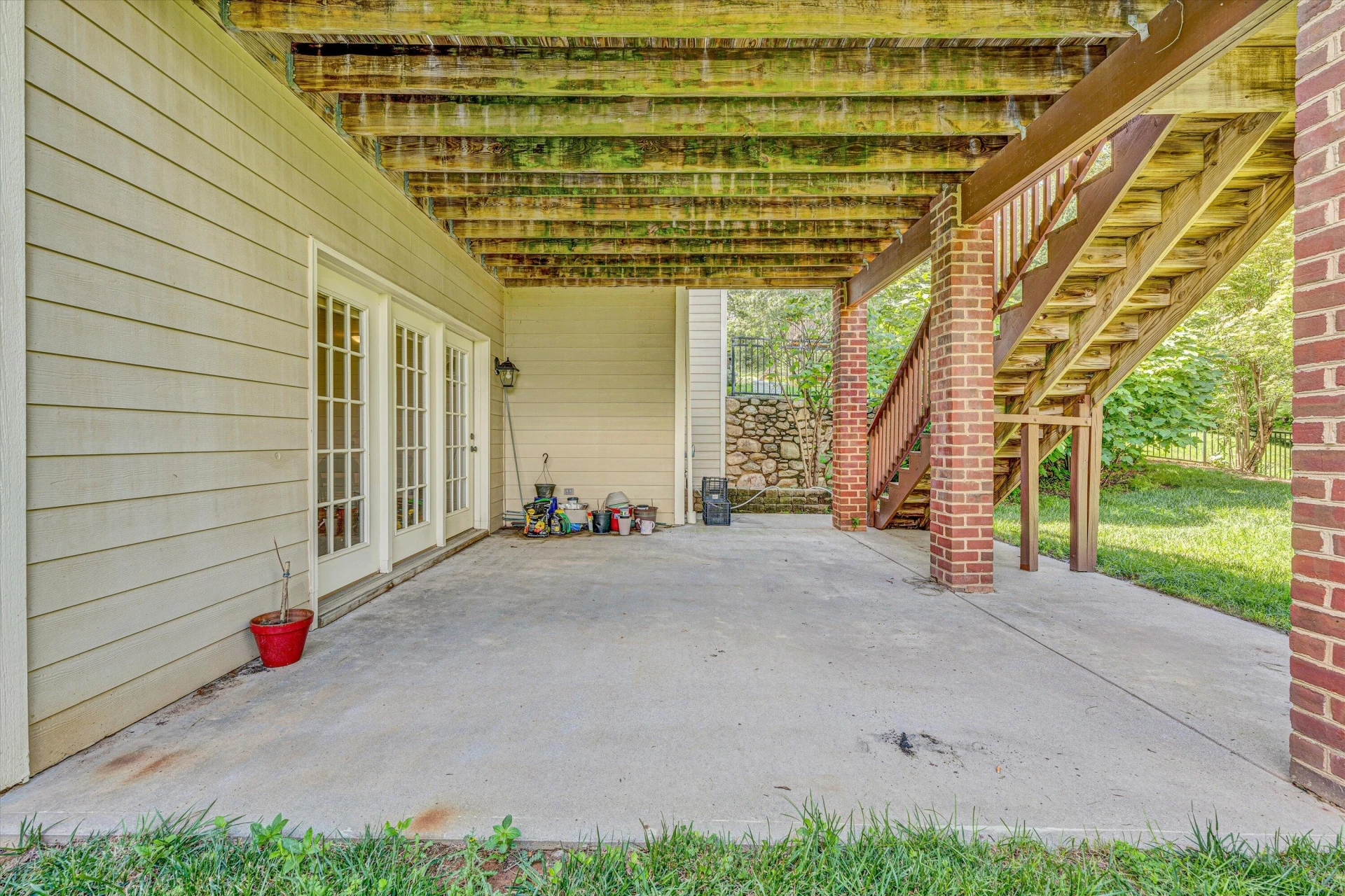 1160 Belcroft CT - Photo 41
