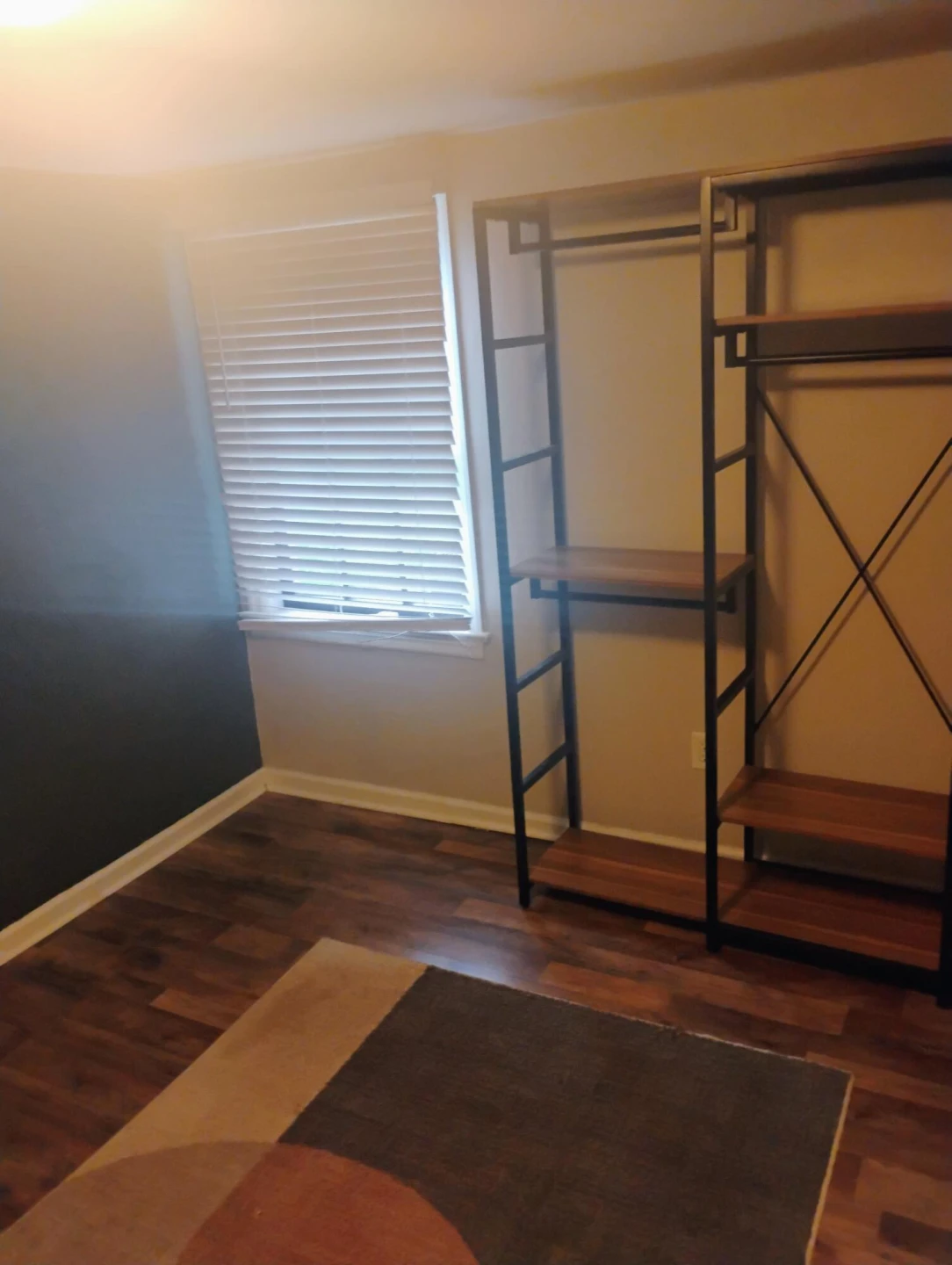 2415 Longview AVE #1 - Photo 4