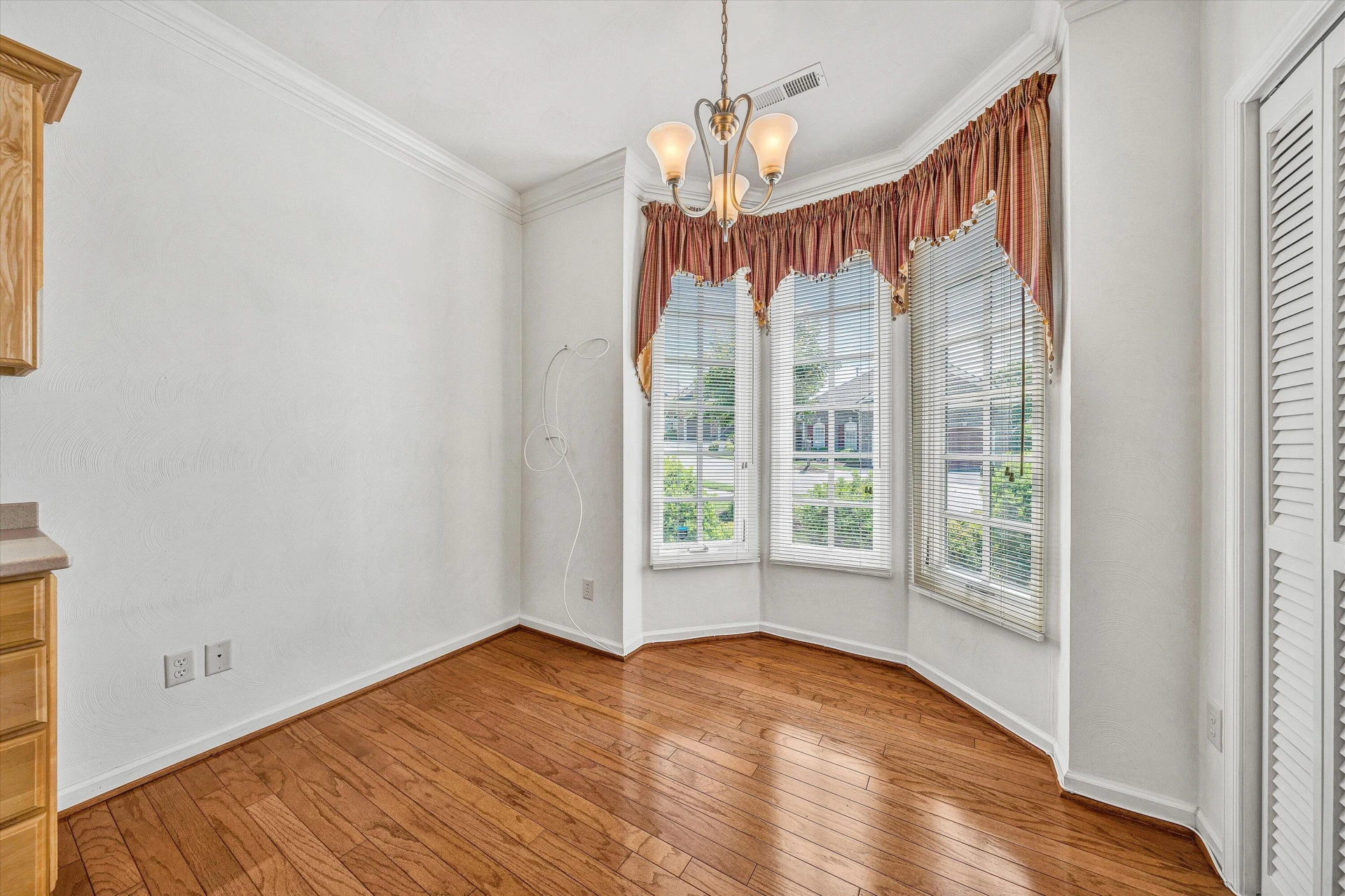 3303 Belshire CT - Photo 15