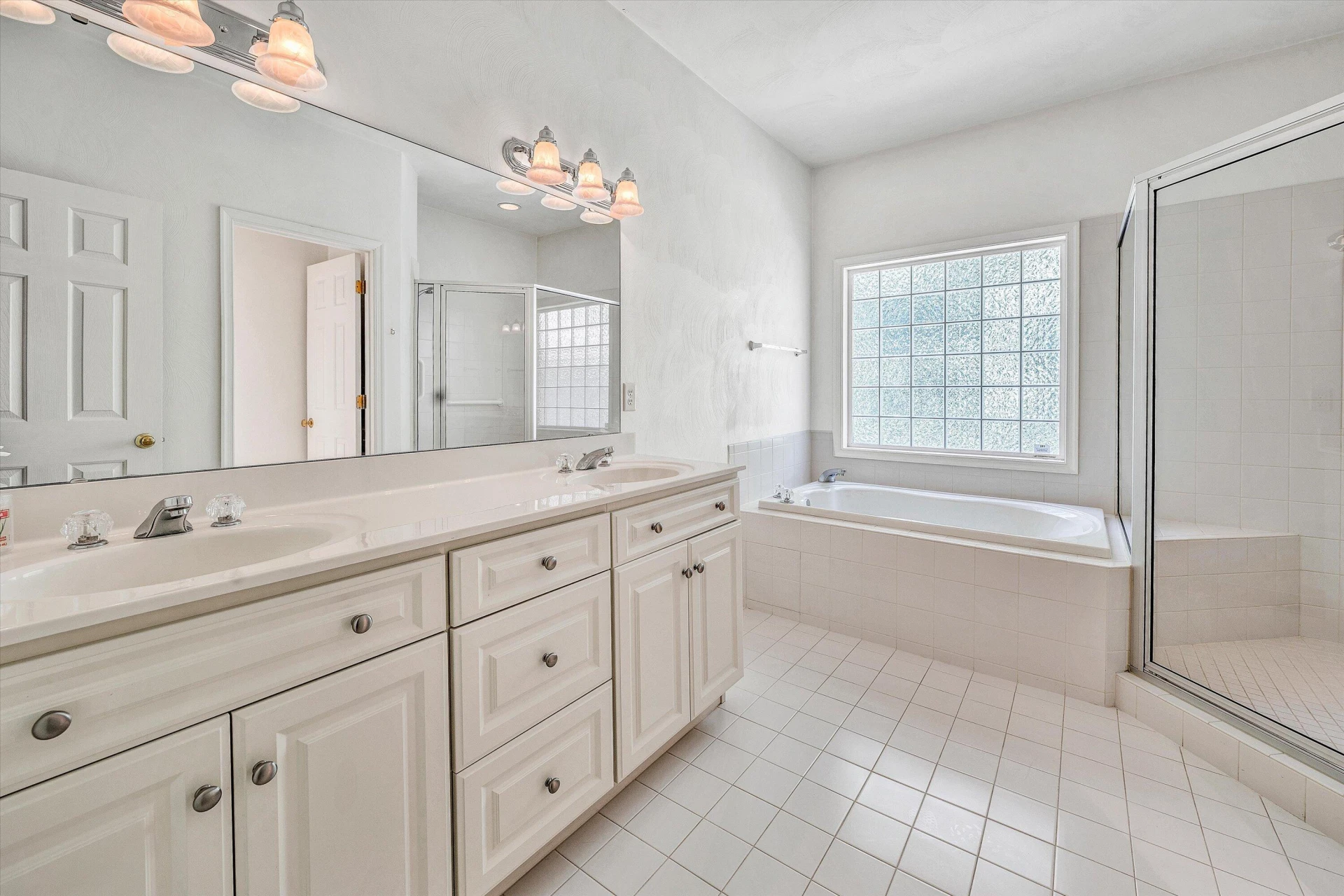 3303 Belshire CT - Photo 20