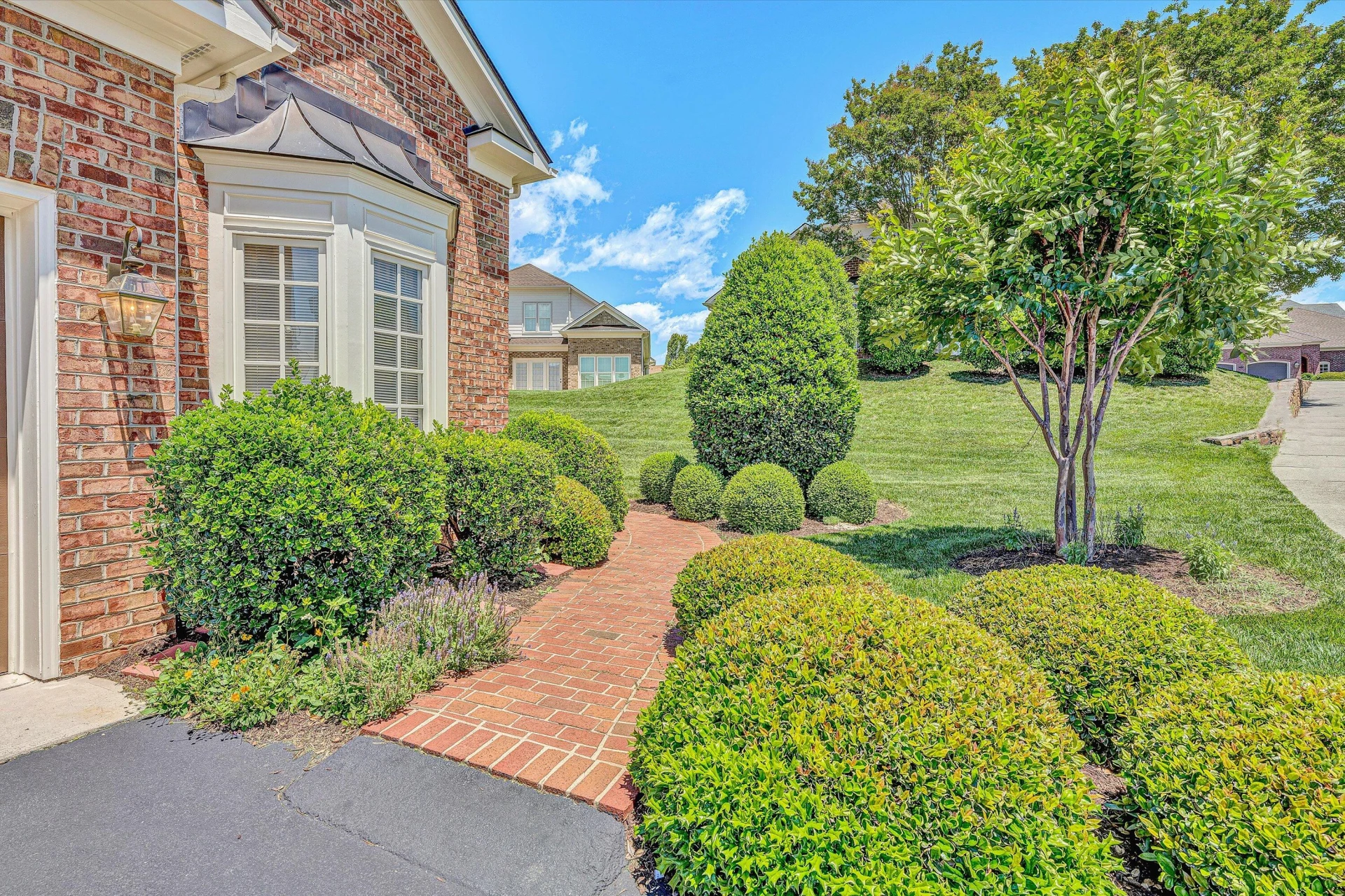 3303 Belshire CT - Photo 3