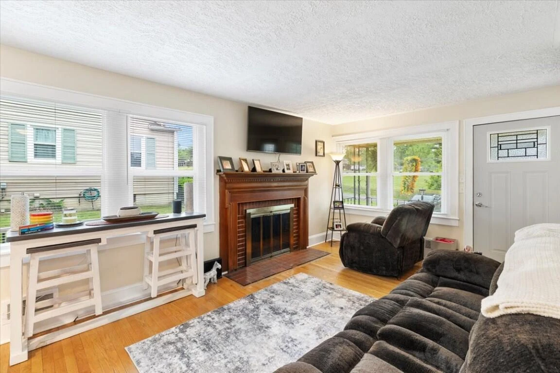 1202 Newbern RD - Photo 10