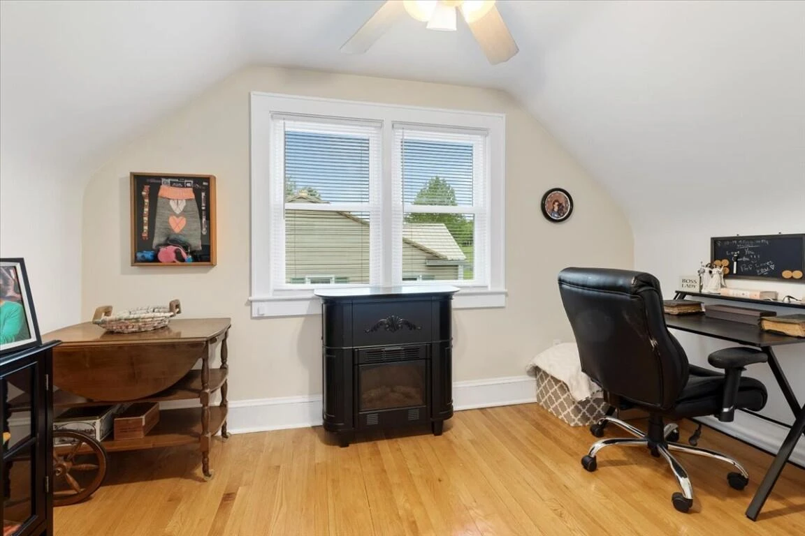 1202 Newbern RD - Photo 21