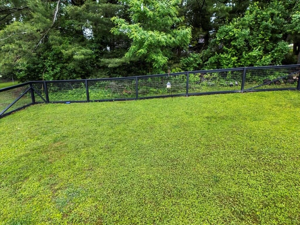 1202 Newbern RD - Photo 34