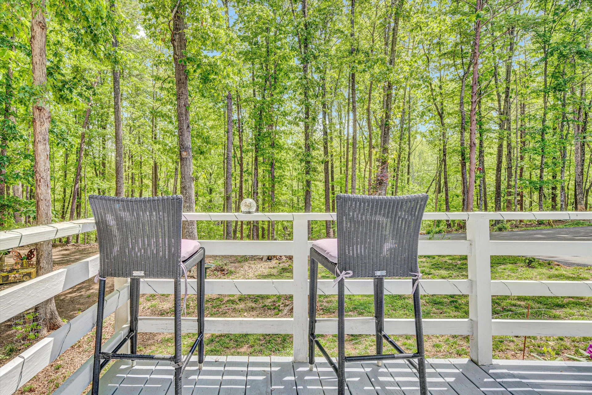 1393 Deepwoods RD - Photo 30