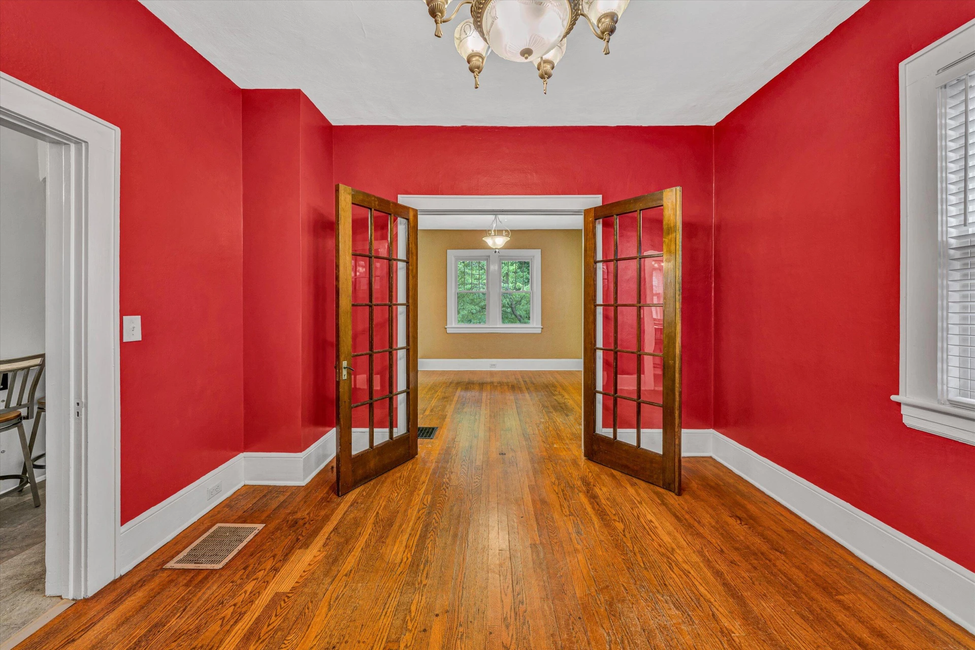 1129 Howbert AVE - Photo 14