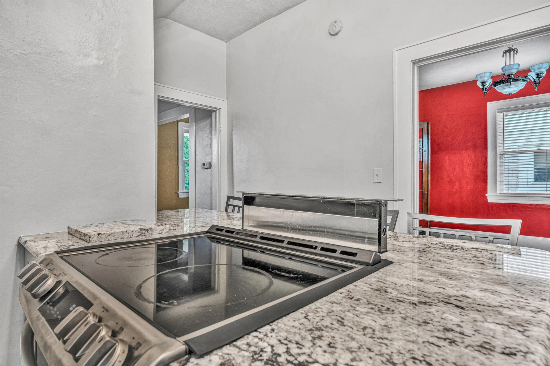 1129 Howbert AVE - Photo 19