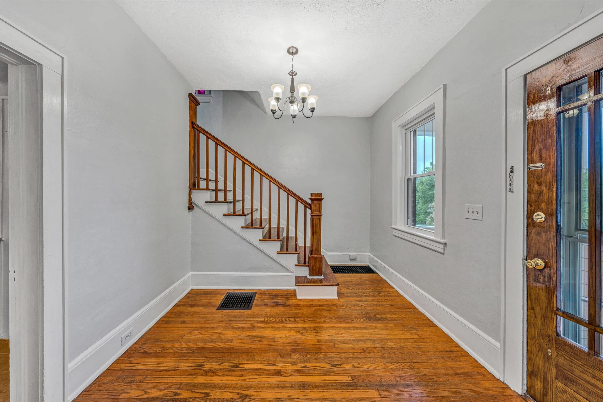 1129 Howbert AVE - Photo 10