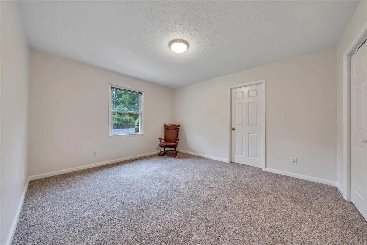 430 Virginian DR - Photo 19