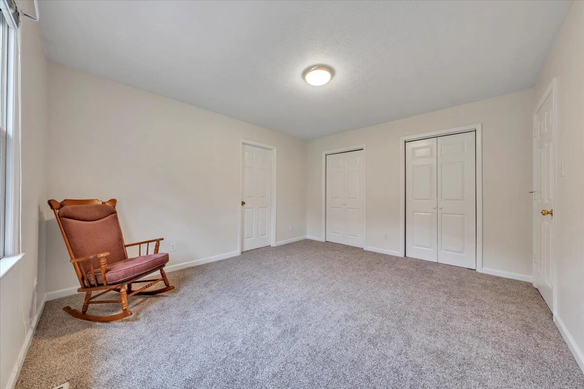 430 Virginian DR - Photo 20