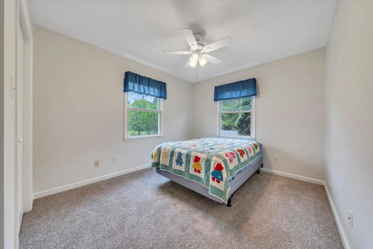 430 Virginian DR - Photo 25