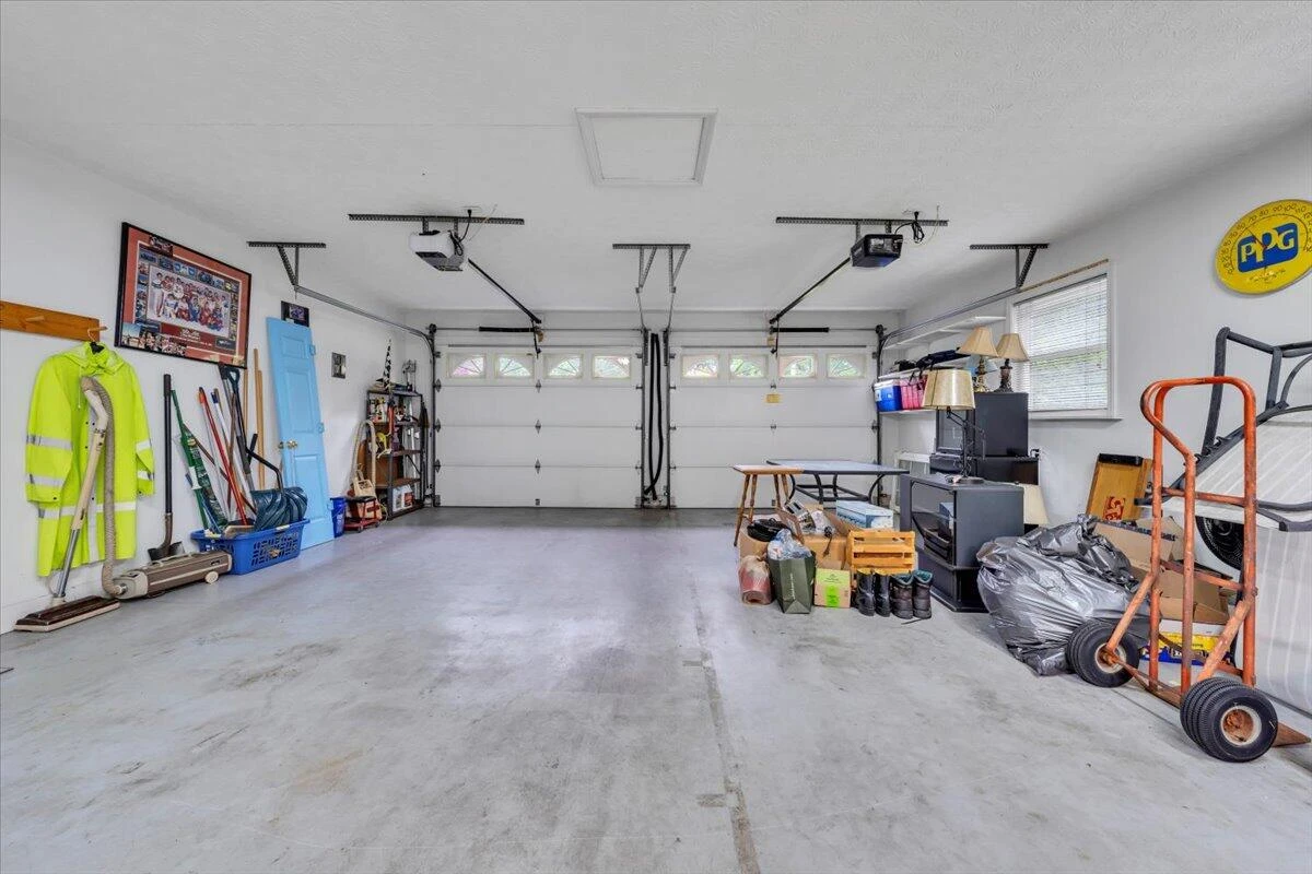 430 Virginian DR - Photo 28