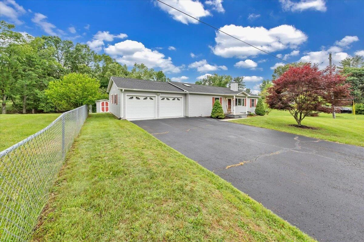430 Virginian DR - Photo 35