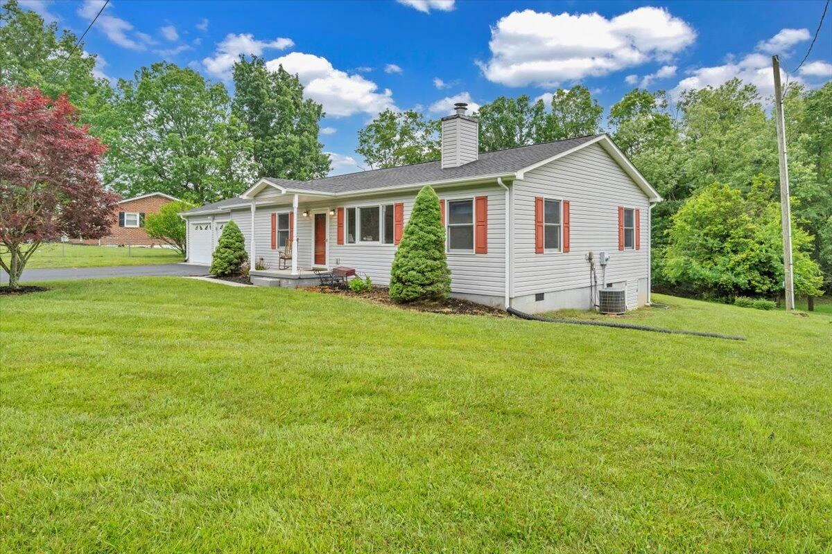 430 Virginian DR - Photo 36