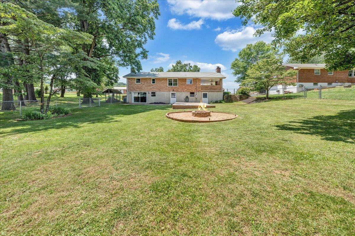 5908 Dogwood AVE - Photo 27