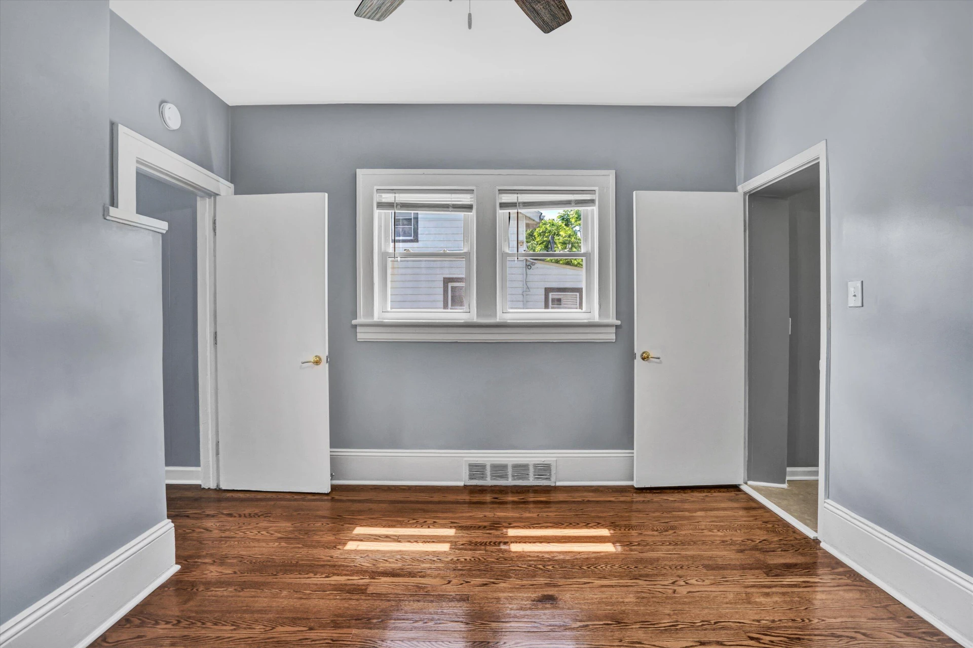 1228 Thomas AVE - Photo 13