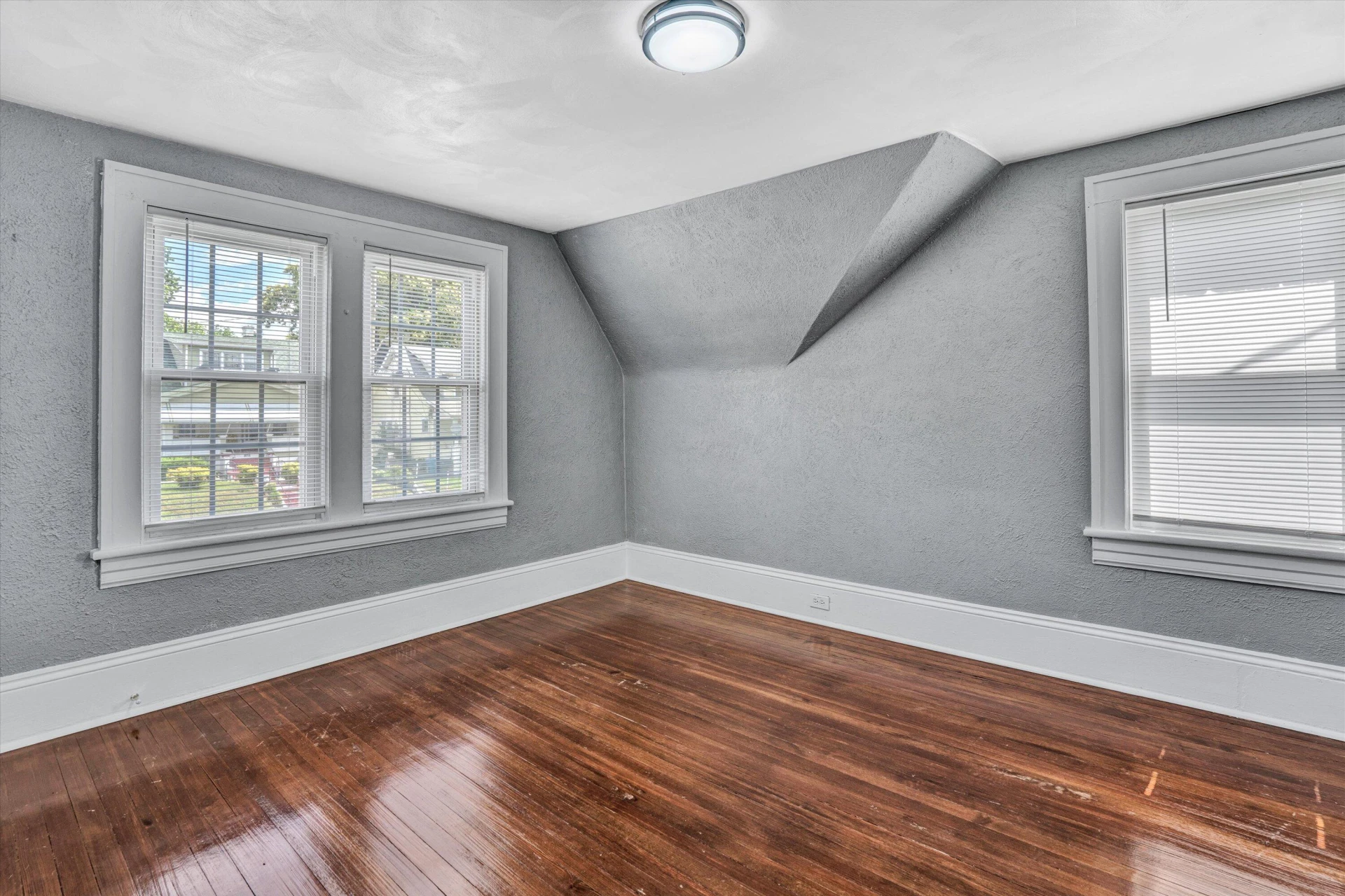 1228 Thomas AVE - Photo 18