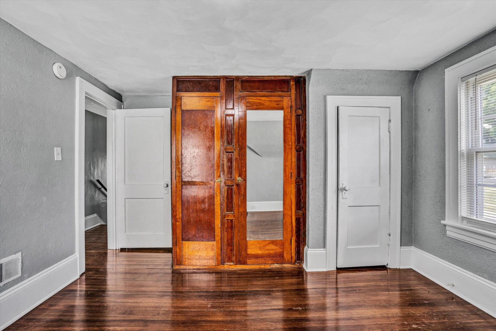 1228 Thomas AVE - Photo 19