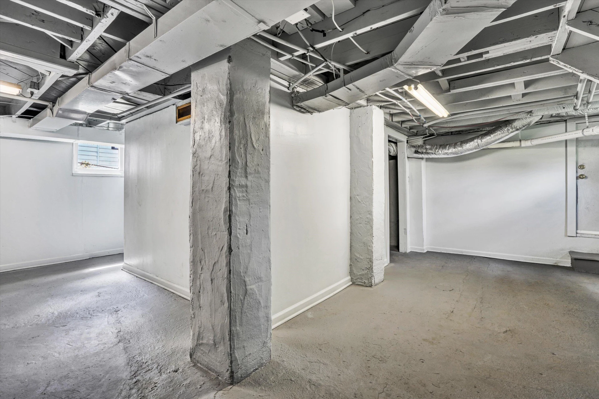 1228 Thomas AVE - Photo 22