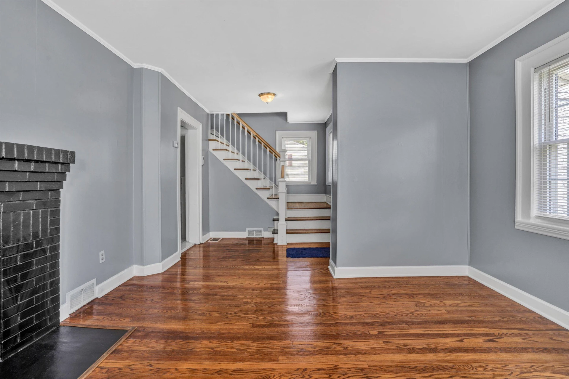 1228 Thomas AVE - Photo 5