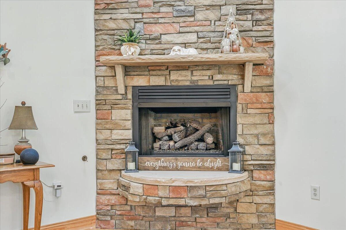 274 Ernest DR - Photo 11