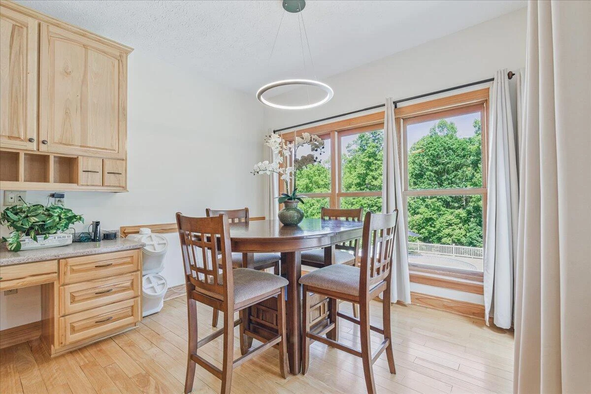 274 Ernest DR - Photo 14